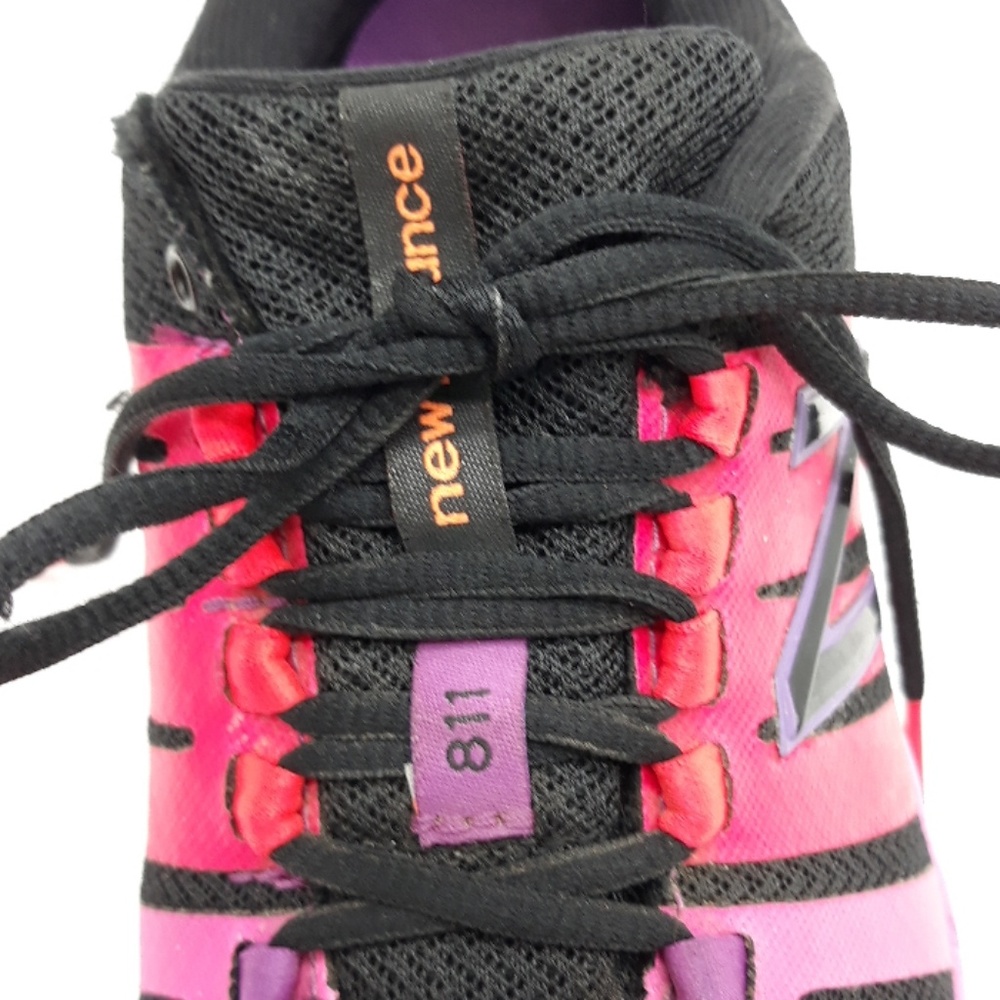 New Balance 811 Black Sneakers Sz 6 1/2 - Picture 5 of 8